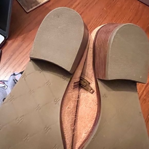 Jack Rogers Bailee Suede Booties Size 8M - Picture 3 of 10